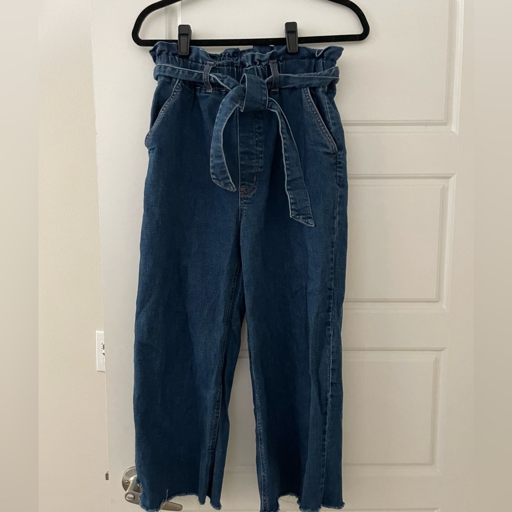 Cinched Wasitband Jeans
